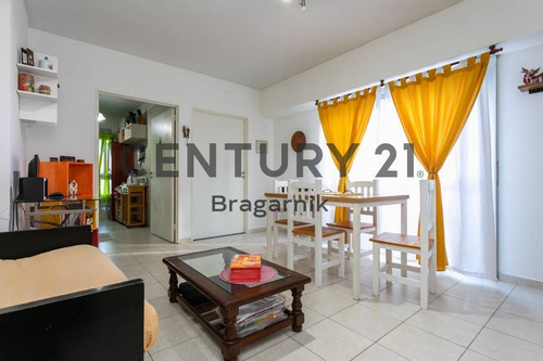 Imagen 15 de 30 de Departamento - Venta - Lugano - 2 Ambientes C/2 Balcones