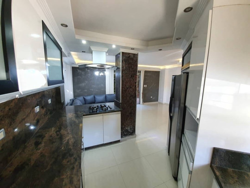 Imagen 6 de 10 de Townhouse En Venta En El Rincon C137209 Listeh Varela Tlf-0414-4183728
