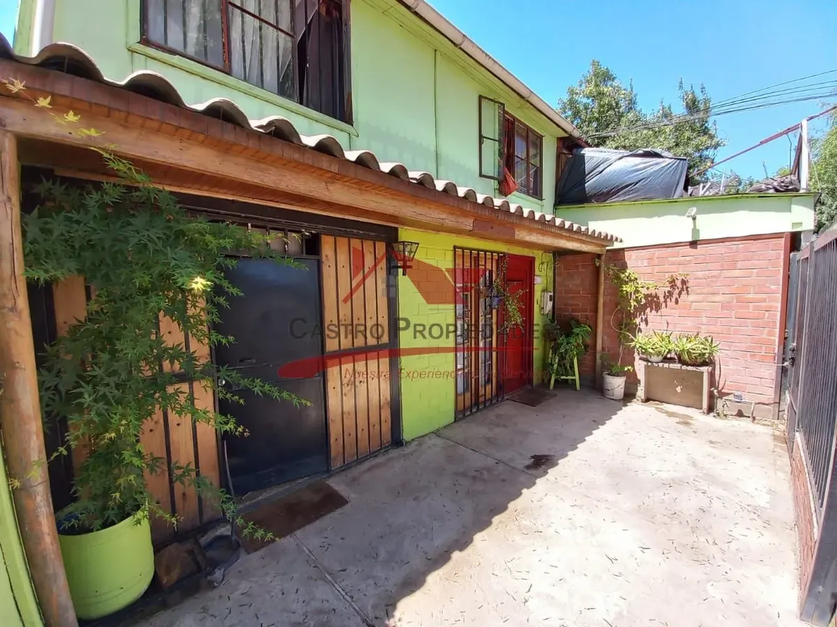 Imagen 2 de 20 de Casa De Dos Pisos, 3 Dormitorios, 2 Baños, Quilicura