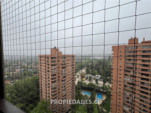 Departamento En Venta De 2 Dorm. En Las Condes