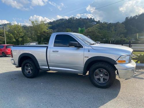 Dodge Ram 5.7 1500 Slt 4x4