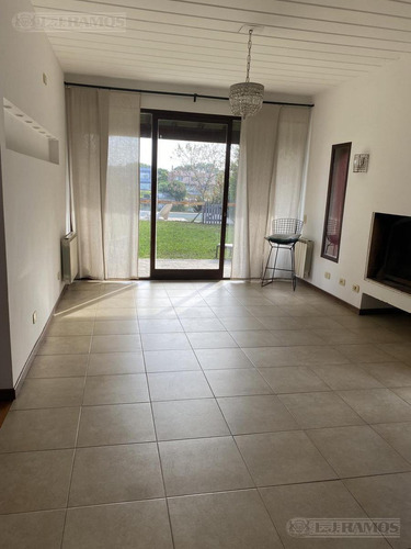 Imagen 18 de 29 de Casa Al Agua En Alquiler En San Isidro Labrador