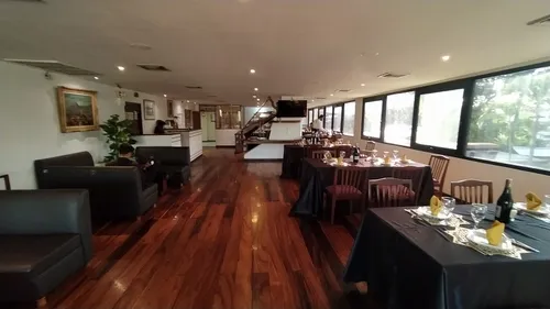 Club Santa Paula.