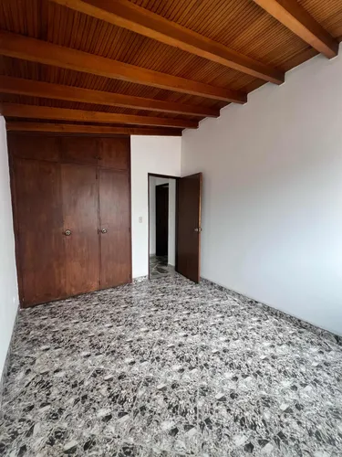 Apartamento En Venta. Laureles.