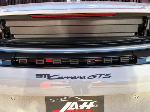 Porsche 911 Carrera Gts 2025