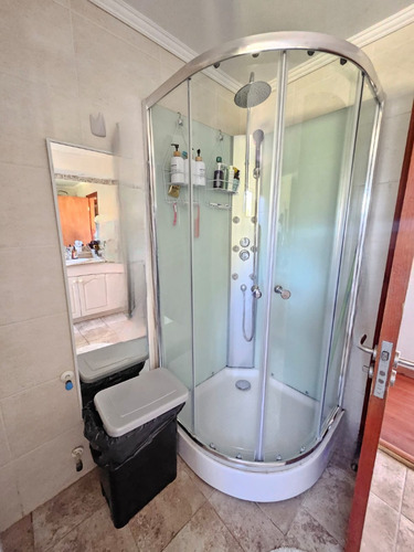 Broker Lomas 4d-5b-piscina- Patio- Sala Estar-