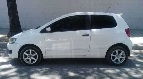 Imagen 4 de 6 de Volkswagen Fox 2014 1.6 Confortline Pack
