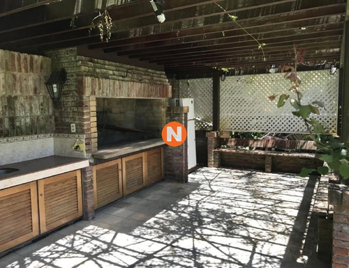 Casa En Venta Y Alquiler, San Rafael, Punta Del Este, 4 Dormitorios.- Ref: 209876