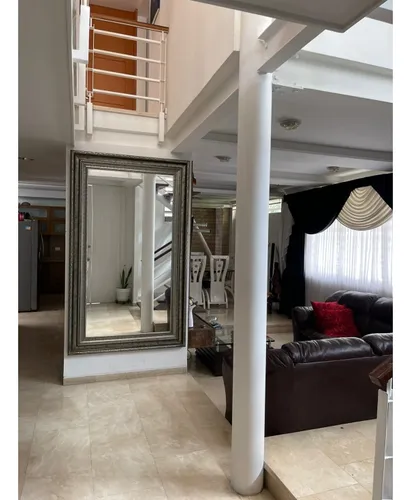Venta De Casa De 384mts2 En El Caney, Sur De Cali 8179.