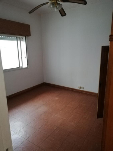 Imagen 2 de 8 de Departamento 2 Ambientes Al Contrafrente - Paternal