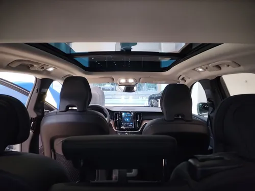 Volvo XC60 PLUS T8
