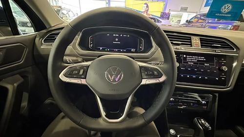 Volkswagen Tiguan Allspace 2.0 Tsi Life 4Motion Dsg