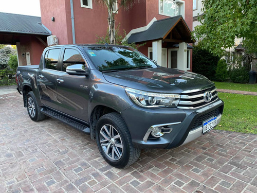 Toyota Hilux 2.8 Cd Srx 177cv 4x4 At 2017