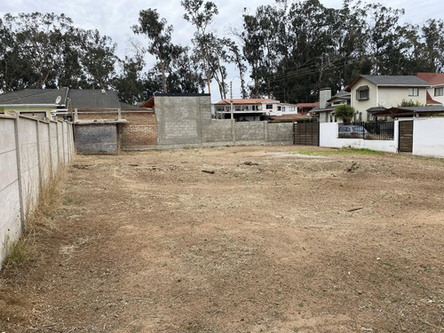Con Empalmes De Agua Y Electricidad