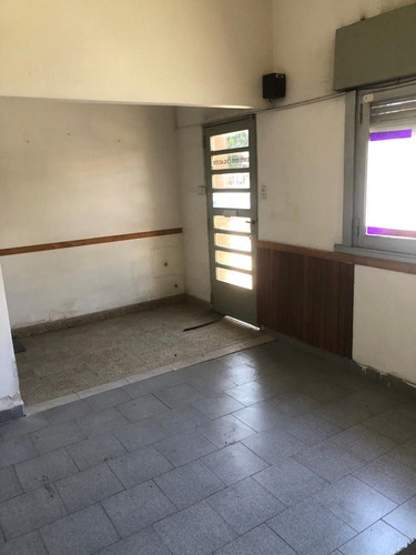Venta Ph 2 Ambientes A Refaccionar Lanús