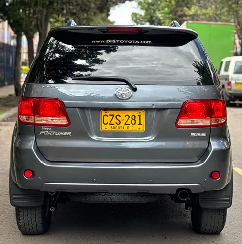 Toyota Fortuner 4.0 Sr5