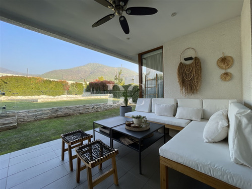 Casa En Chamisero A Pasos Alianza Francesa Chicureo Colina
