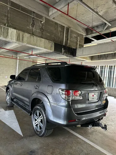 Toyota Fortuner 2.7l 4x2