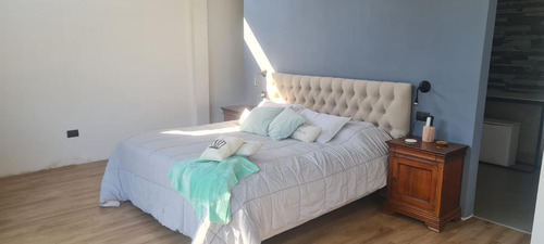 Casa En Venta - 3 Dormitorios 4 Baños - Cochera - 900mts2 - Ituzaingó