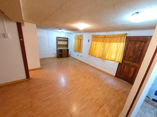 Venta 1 Dor, Primer Piso Con Patio Cerrado. Placeres C/subsi