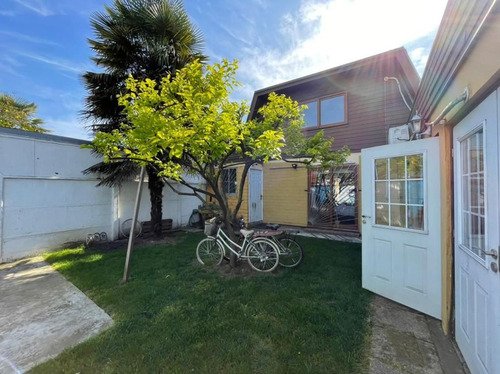 Casa En Venta De 3 Dorm. En Los Angeles