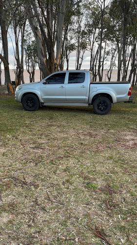 Toyota Hilux 2.7 Cd Srv Vvti 4x2