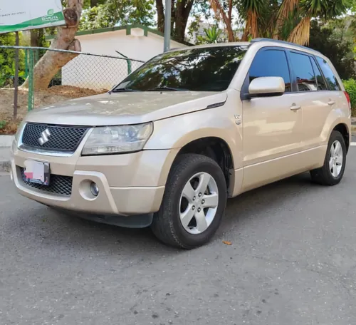 Suzuki Grand Vitara V6