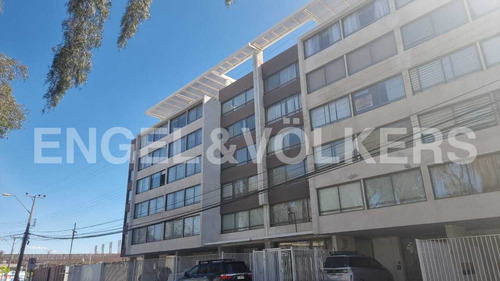 Atractivo Departamento Excelente Ubicación