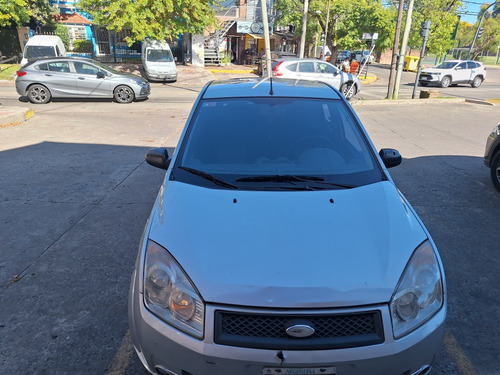 Ford Fiesta 1.6 Ambiente Mp3