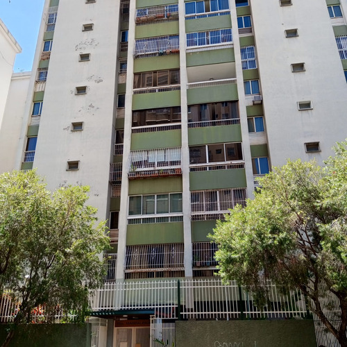 Venta De Apartamento En La Urbanización La Urbina 78-24-38