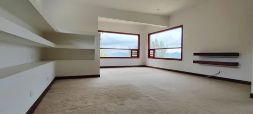 Casa En Venta En La Calera. Cod V12422