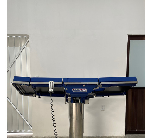 Mesa De Cirugía Skytron 6500 Elite Eléctrica (Usado)