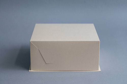 Imagen 3 de 3 de Caja Base Bandeja + Tapa 26 X 26 X 12 Cm (x50 U.) Tortas Tartas Postres Semifrios - Bauletto