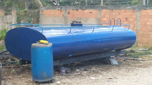 Imagem 2 de 5 de Tanque D'água