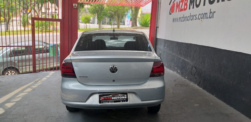 Volkswagen Voyage City 1.0 8v