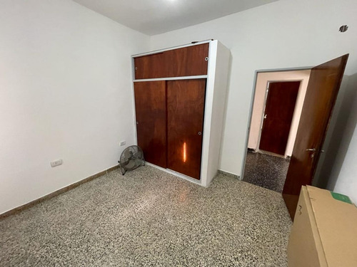 Imagen 10 de 26 de Venta De Casa 4 Amb. + Local + Dpto. 2 Amb. En San Miguel!