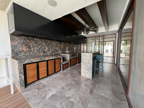 Casa En Venta Merida, Temozon Norte De 1 Planta, Entrega Inmediata.