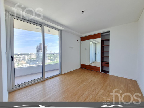 Venta Departamento De Dos Dormitorios Con Balcon, Cochera Y Amenities En Puerto Norte