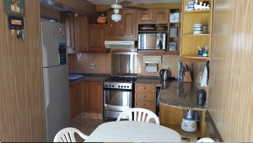 Imagen 10 de 14 de Casa Venta Pta. Carretas 5 Dorm. 4 Baños 2 Cocheras Barbacoa C/parrillero