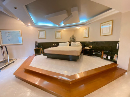 Imagen 9 de 12 de Se Vende Casa 650m2 4h+s/4b+s/4p Los Palos Grandes