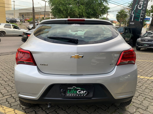 Imagem 7 de 14 de Chevrolet Onix Hatch Lt 1.0 8v Flexpower 5p Mec. 2019 Pr...
