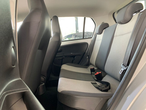 Imagem 13 de 13 de Up Take 1.0 - Carro Super Economico