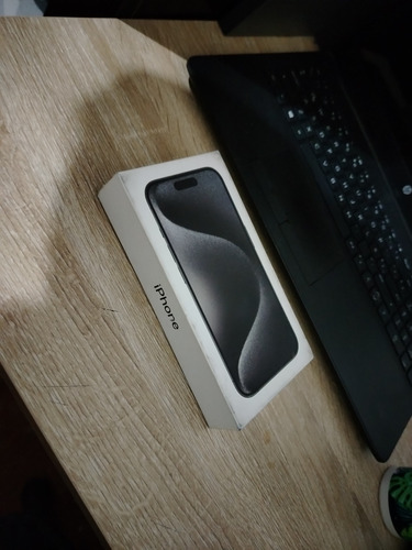 Phone 15 Pro 128 Gb (Usado)