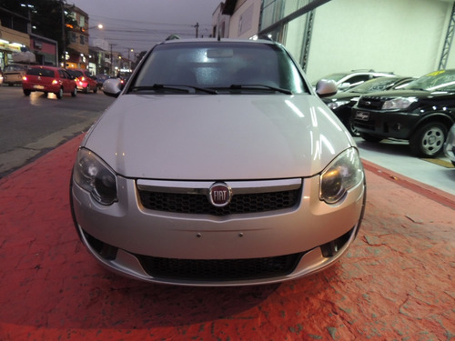 Fiat Strada 1.6 16v Trekking Ce Flex 2p