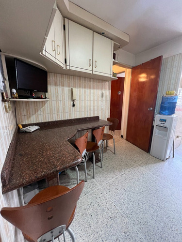 Se Vende Apartamento 108m2. Montalban.