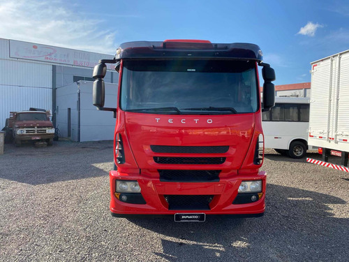 Imagem 2 de 9 de Iveco 240e28 Ano 2013 Cummins Leito 8x2 Bitruck N 2428 24250