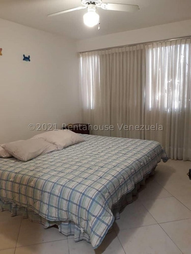 Imagen 4 de 13 de Venta Apartamento En Maneiro, Amoblado/ Con Línea Telefónica. Isla De Margarita 0424 8255686