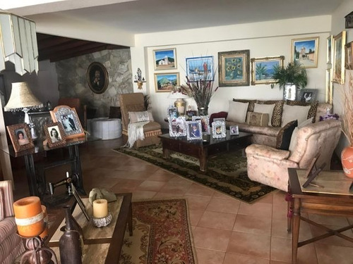 Imagen 6 de 16 de Livy Ramirez Vende Casa En Lomas De Prados Del Este Mls #22-18258
