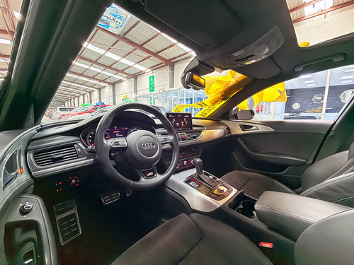 Audi A6 S-LINE