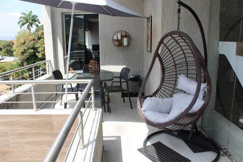 Casa En Venta Urb Altamira Lp